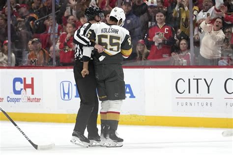 Panthers start fast and finish strong, topping Golden Knights 4-2 in Cup rematch
